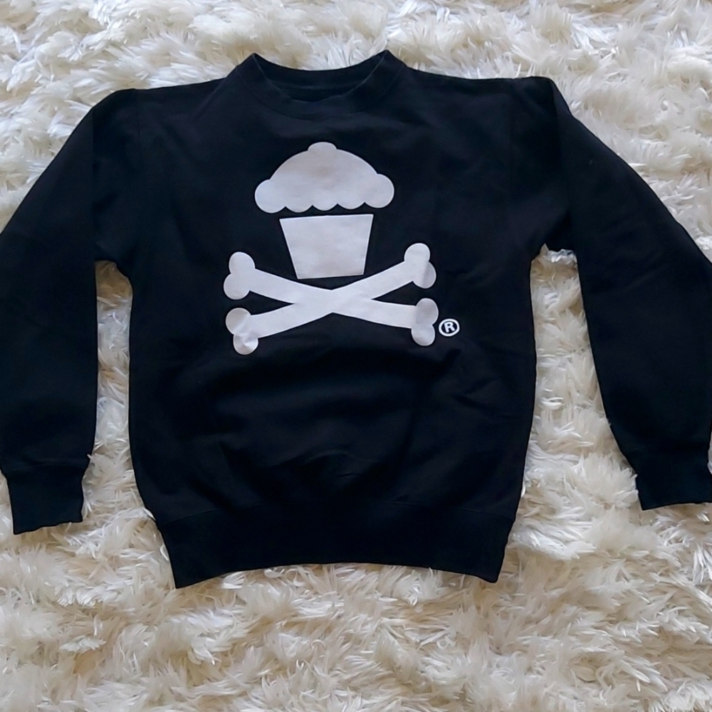 Johnny cupcakes sweatshirt